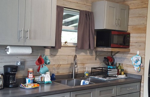 Flagler Beach Apartment | Sunshine Daydream in the heart of Flagler Beach