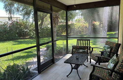 Palmer Ranch Villa | Sunshine Get Away! Pool, Beach & Fun! Near Siesta Key! King Size Bed!