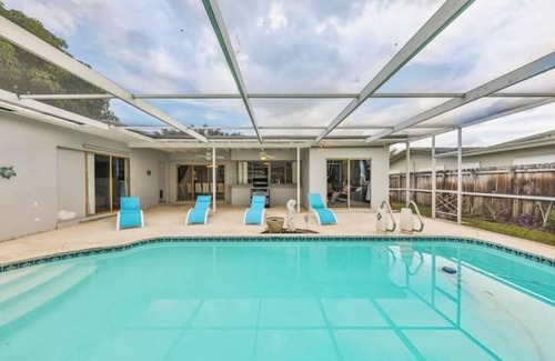 Emerald Hills House | Sunshine Heaven STR-5105