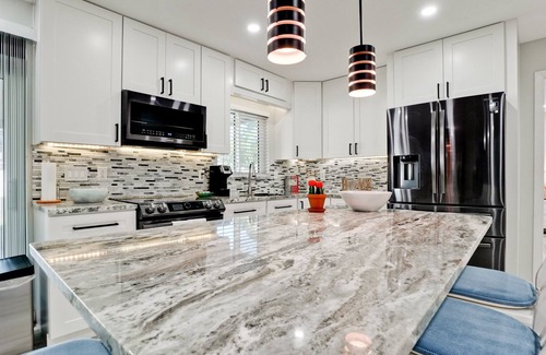 Palma Sola House | Sunshine home, 6 miles to AnnaMaria Island & IMG, Pet Allow/Additional Fee