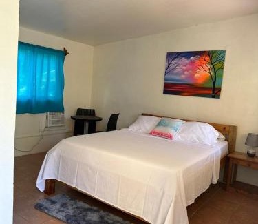 Little Corn Island Hotel | Sunshine Hotel Little Corn Island