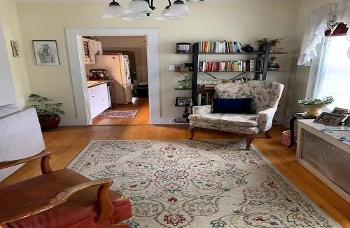Massena Apartment | Sunshine Hotel