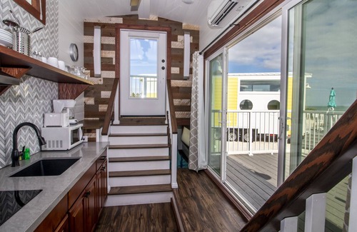 Big Pine Key House | Sunshine Key RV Resort & Marina