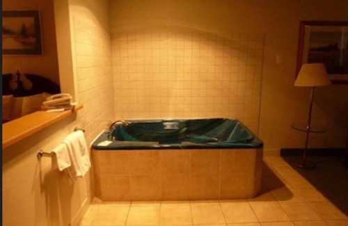 Fife Hotel | Sunshine Motel II