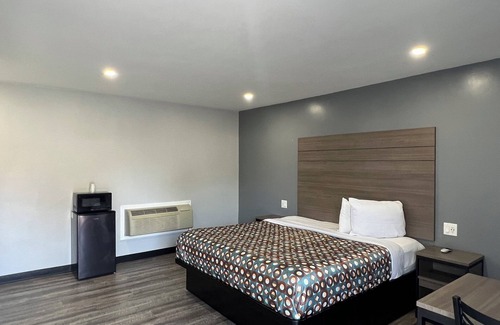 Bixby Knolls Hotel | Sunshine Motel