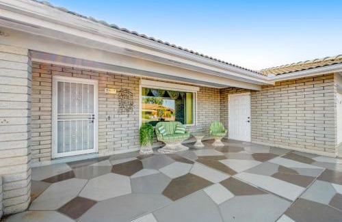 Sunland Village East House | Sunshine Oasis