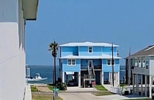 Rockport House | Sunshine Paradise