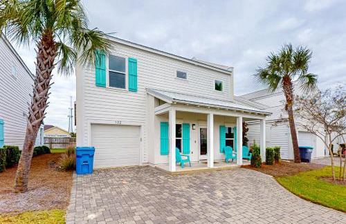 El Centro Beach House | Sunshine & Sea Breezes