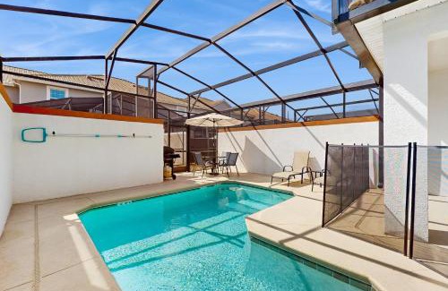Kissimmee House | Sunshine & Storybook Stays