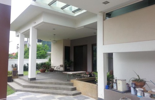 Country Heights Villa | Sunshine Villa