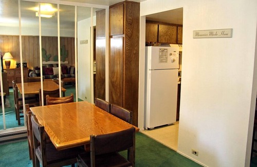 Mammoth Lakes Condo | Sunshine Village Mammoth Lakes Condo #177 Near Eagle Lodge Shuttle Stop and The