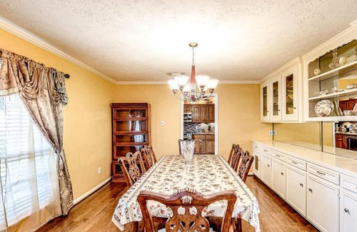 Houston House | Sunstone Vista