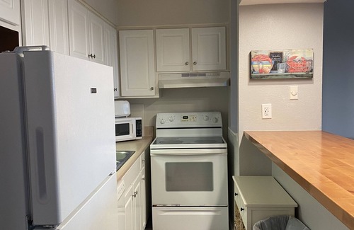 Holiday Beach Condo | Sunswept Condominium Panama City Beach-Gulf Front Condo
