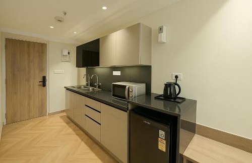 Jaypee Greens Apartment | Suntwilight Studios