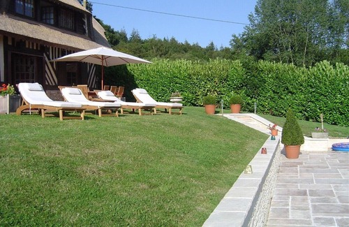 Saint-Martin-aux-Chartrains Villa | Superb Villa with pool, near Deauville former cider mill