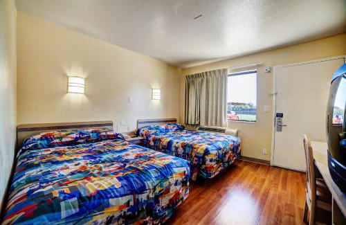 Bossier City Hotel | Super 7 Inn