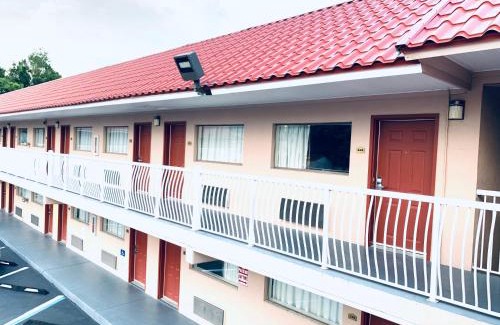 Fort Walton Beach Hotel | Super 8 by Wyndham Ft Walton Beach