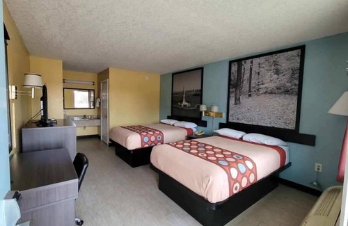 Caddo Valley Hotel | Super 8 by Wyndham Arkadelphia Caddo Valley Area