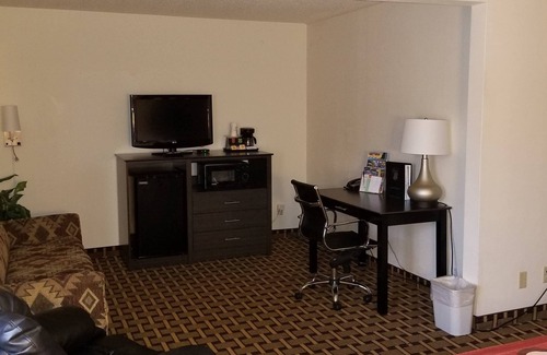 Ashland Hotel | Super 8 by Wyndham Ashland