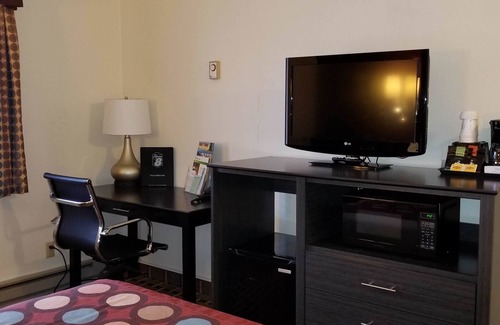 Ashland Hotel | Super 8 by Wyndham Ashland