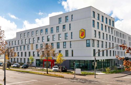 Augsburg-Goggingen Hotel | Super 8 by Wyndham Augsburg