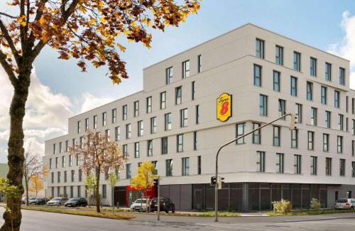 Augsburg-Goggingen Hotel | Super 8 by Wyndham Augsburg