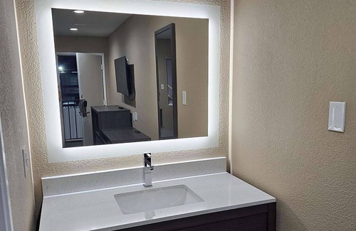 Big Spring Hotel | Super 8 by Wyndham Big Spring