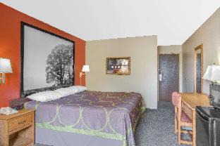 Christiansburg Hotel | Super 8 by Wyndham Christiansburg/Blacksburg Area