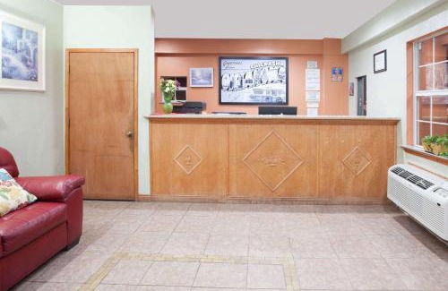 Chickasha Hotel | Super 8 by Wyndham Chickasha
