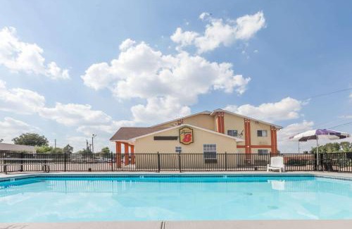 Chickasha Hotel | Super 8 by Wyndham Chickasha