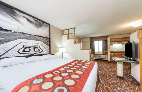 Clovis Hotel | Super 8 by Wyndham Clovis