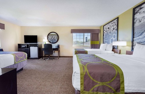 Emmetsburg Hotel | Super 8 by Wyndham Emmetsburg
