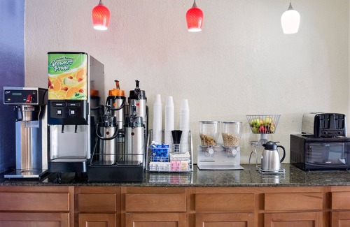 Florence Hotel | Super 8 by Wyndham Florence