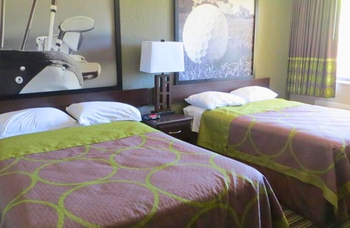 Winkler Hotel | Super 8 by Wyndham Fort Myers