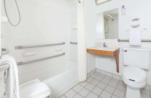 Front Royal Hotel | Super 8 by Wyndham Front Royal