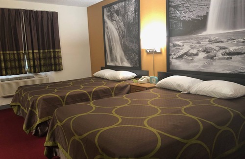 Front Royal Hotel | Super 8 by Wyndham Front Royal
