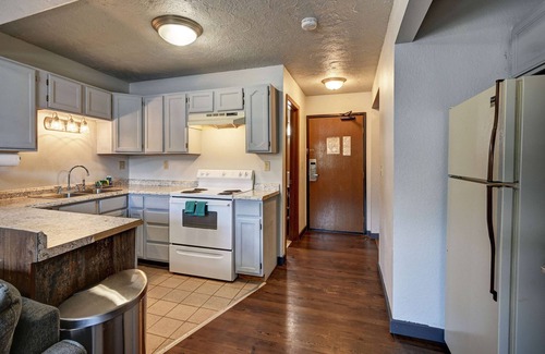 Gardiner Hotel | Super 8 by Wyndham Gardiner/Yellowstone Park Area