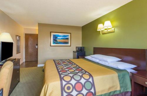 Goodyear Hotel | Super 8 by Wyndham Goodyear/Phoenix Area