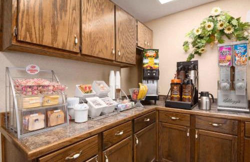 Hattiesburg Hotel | Super 8 by Wyndham Hattiesburg North - University Area