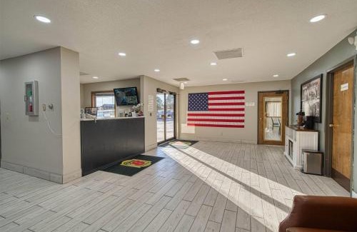 Hot Springs Hotel | Super 8 by Wyndham Hot Springs