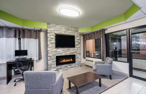 Farragut Hotel | Super 8 by Wyndham Knoxville West/Farragut