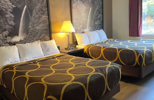 Lacey Hotel | Super 8 by Wyndham Lacey Olympia Area