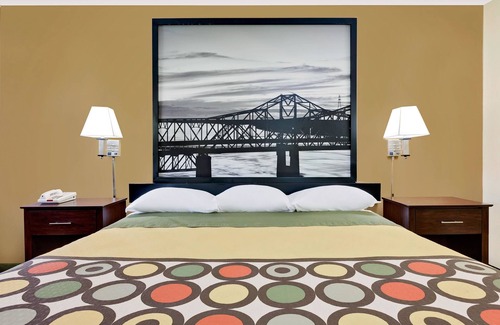 Laurel Hotel | Super 8 by Wyndham Laurel