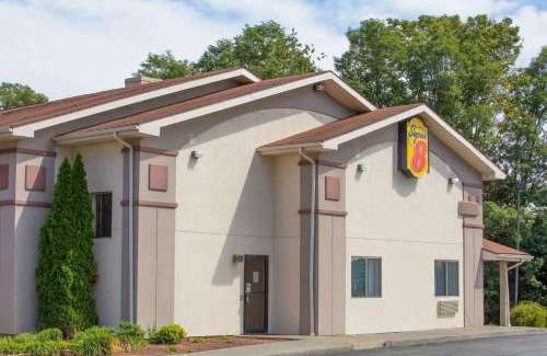 Lewisburg Hotel | Super 8 by Wyndham Lewisburg