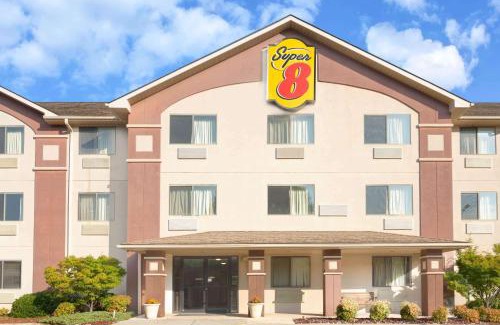 Lynchburg Hotel | Super 8 by Wyndham Lynchburg VA