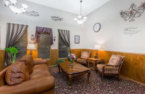 Manhattan Hotel | Super 8 by Wyndham Manhattan KS