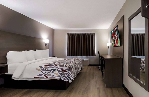 Marston Hotel | Super 8 By Wyndham Marston