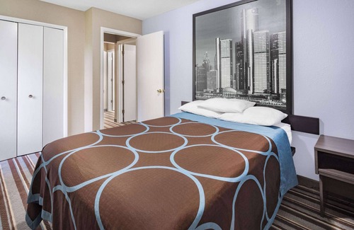 Marysville Hotel | Super 8 by Wyndham Marysville/Port Huron Area