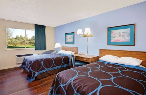 Newburgh Hotel | Super 8 by Wyndham Newburgh/West Point Near Stewart Airport