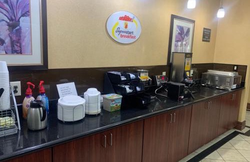 Odessa Hotel | Super 8 by Wyndham Odessa TX